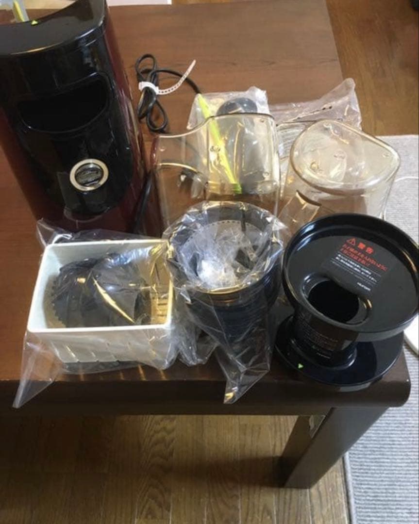 お値下げ中　ヒューロム　スロージューサー