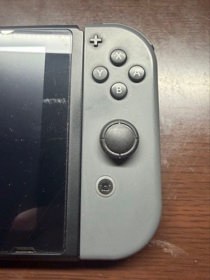 ゆ*ぃ様 ニンテンドースイッチ 本体 グレー コード付き