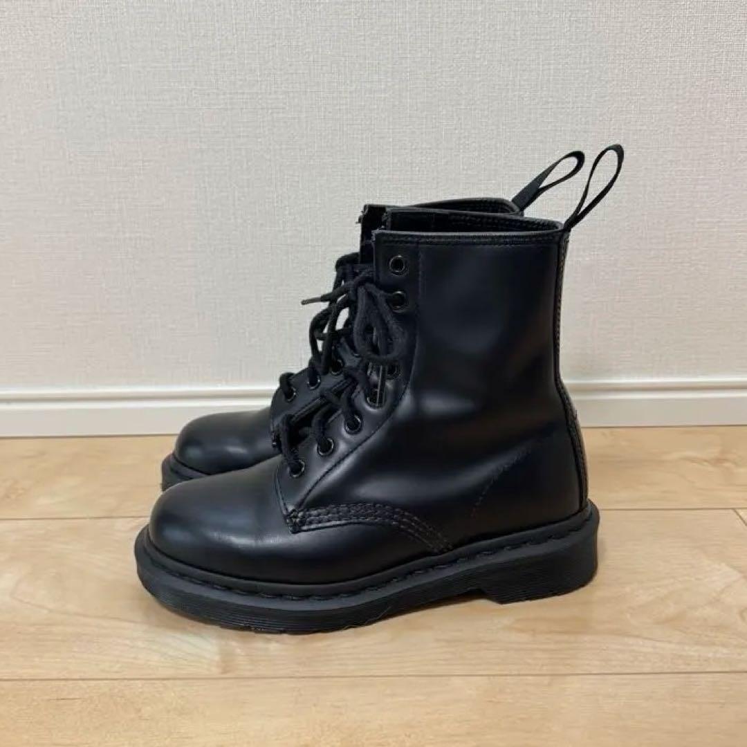 極美品Dr.Martens MONO8ホールブーツ