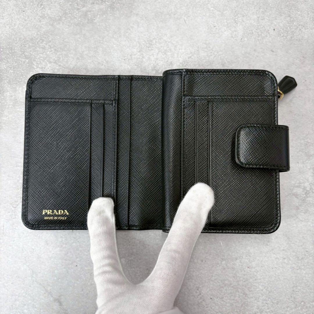 超美品　PRADA プラダ　ジッピーウォレット　サフィアーノ
