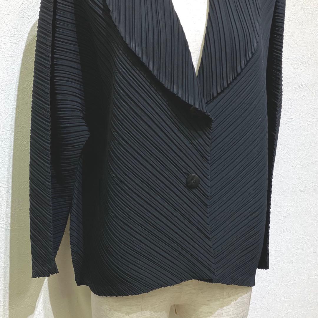 ISSEY MIYAKE プリーツカーディガン　ジャケット　サイズ3 ブラック