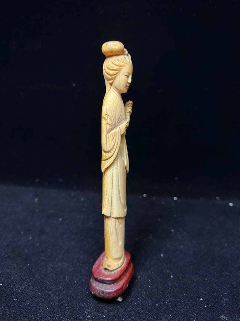 置物　アンティーク　天然素材　仏像　彫刻 古美術品　細密細工　骨董コレクション