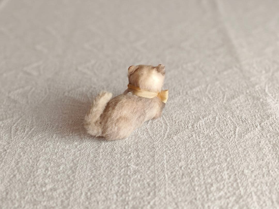 【misen2014さま】vintage figure ୨୧ ベージュ 猫ちゃん