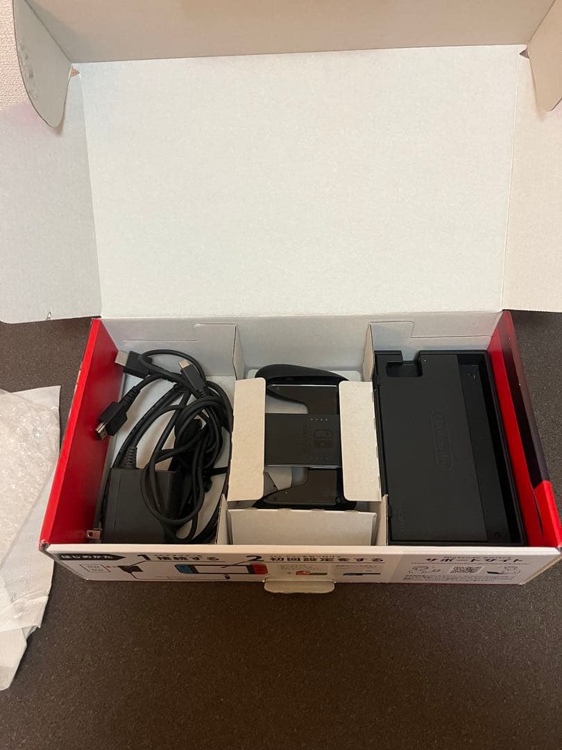わ*ー様 Nintendo Switch 本体 ネオンブルー/ネオンレッド