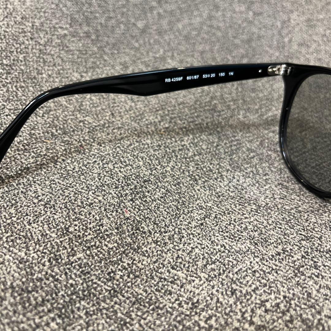 即発送！最速ヤマト便！新品正規品RayBanレイバンRB4259F 601/87