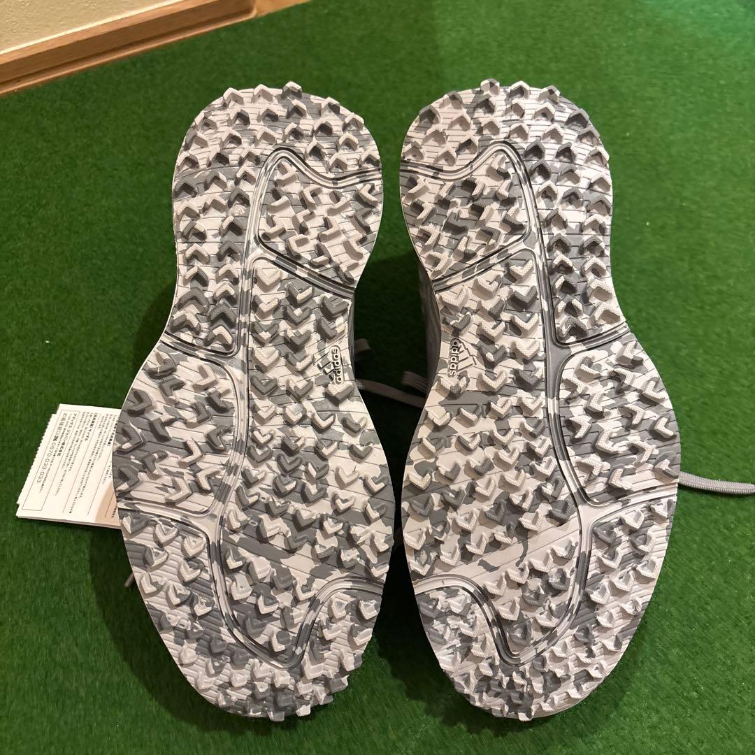 新品未使用adidas レディースゴルフシューズ グレー 23cm GZ3911