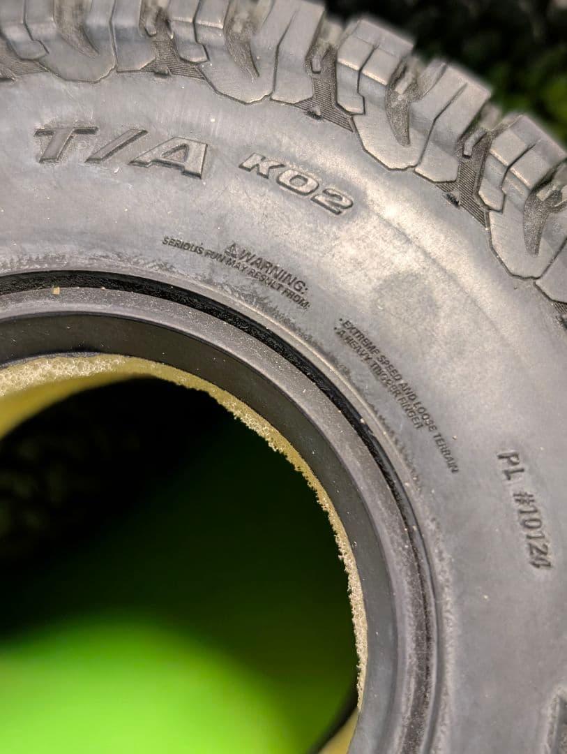 BFGoodrich KO2 タイヤ 1.9インチ　クローラー　PLOLINE