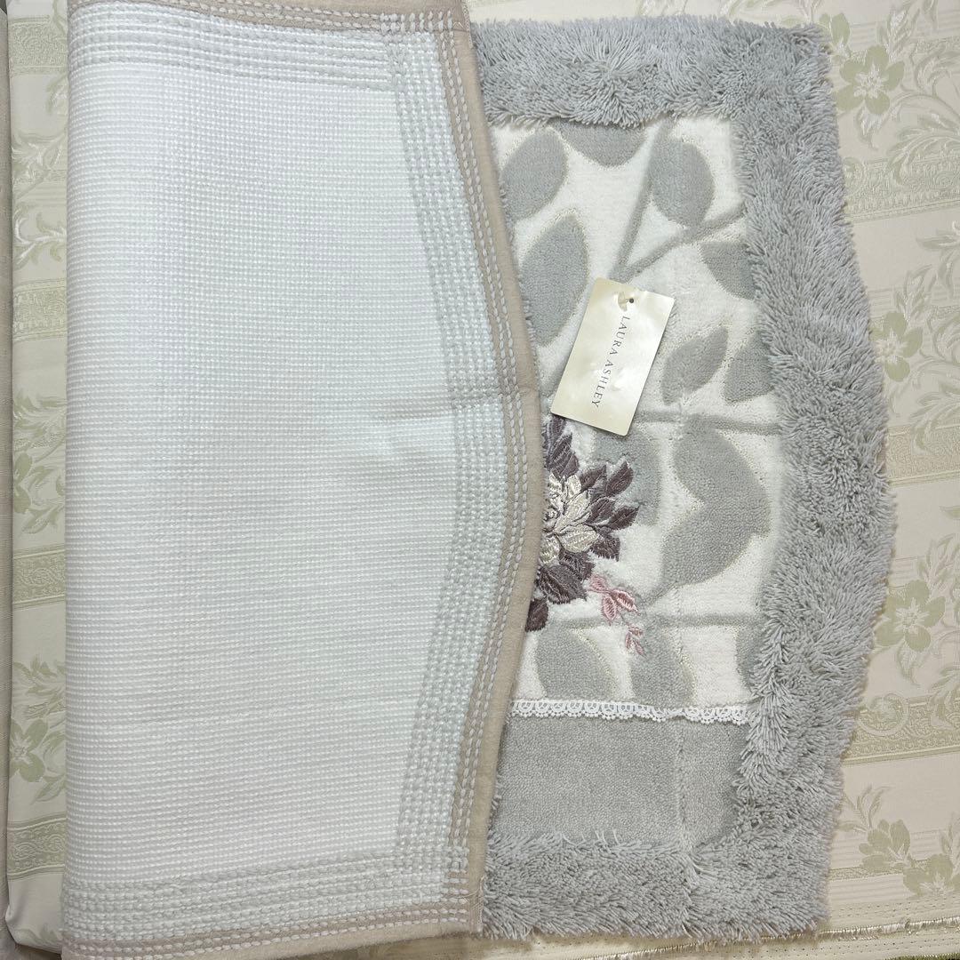 LAURA ASHLEY＊ローラアシュレイ・マット・玄関・バス・キッチン・74㎝