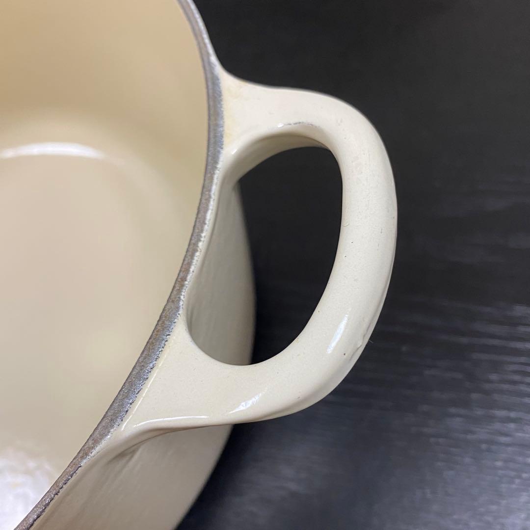 LECREUSET ココットロンド　ホーロー両手鍋　22cm デューン