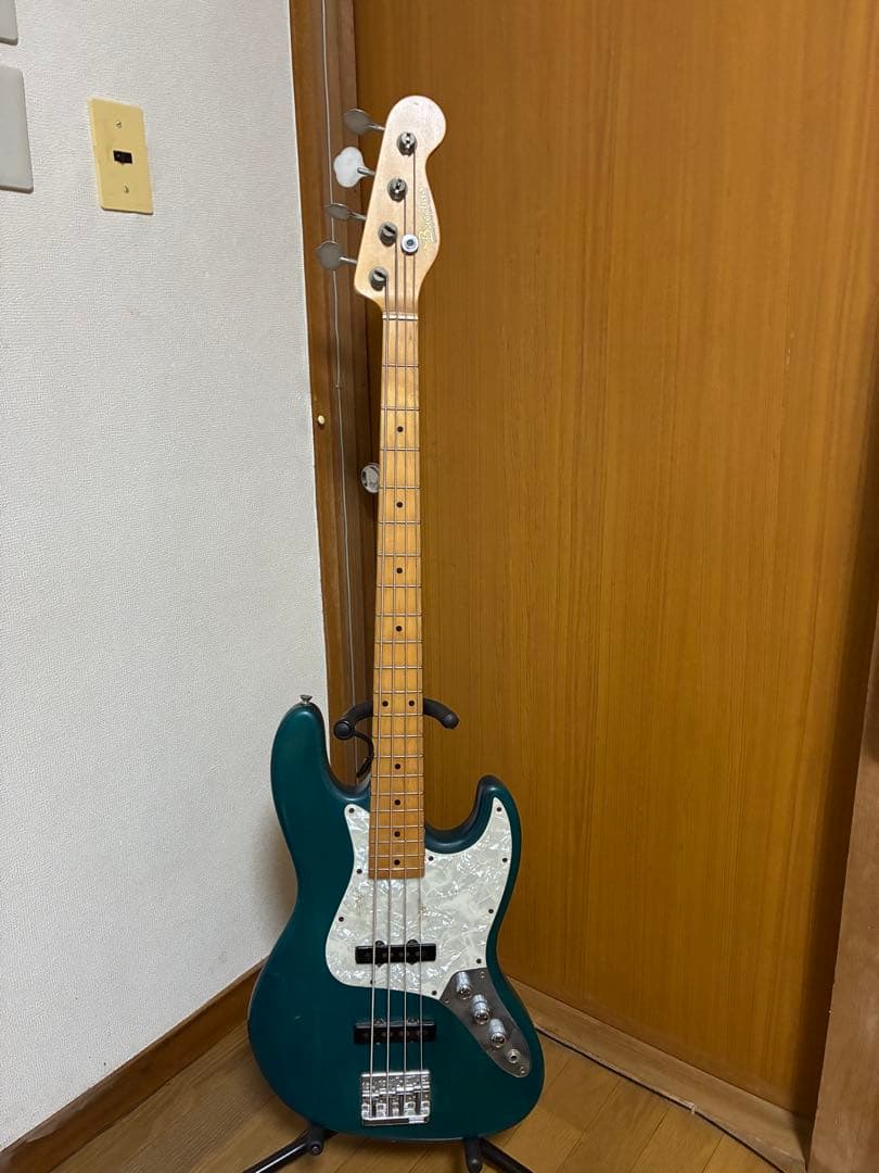 エレキベース　BJB-98 GLAY JIRO