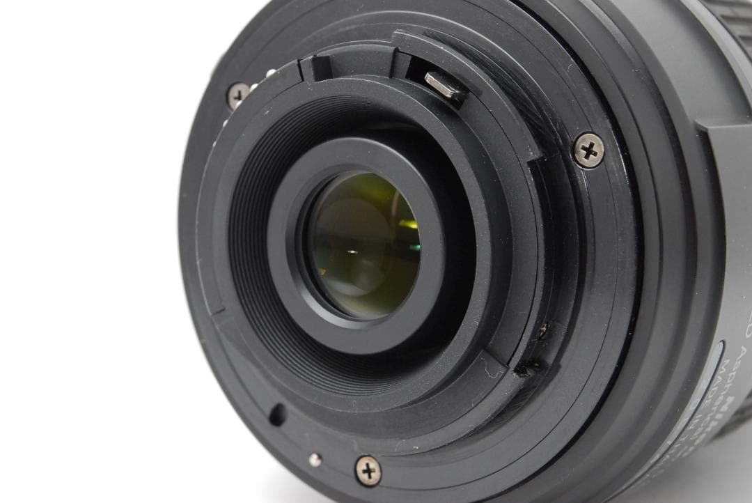 【新品級ショット数】Nikon D5100　スマホ転送　ダブルレンズ　自撮り