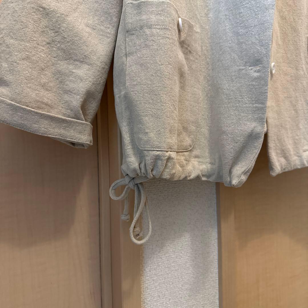 休日と詩　休日のフードジャケット