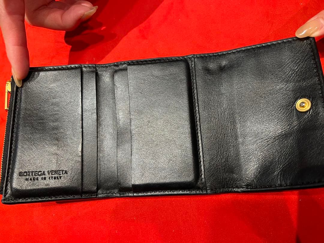 Bottega Veneta カセット　三つ折りファスターウォレット