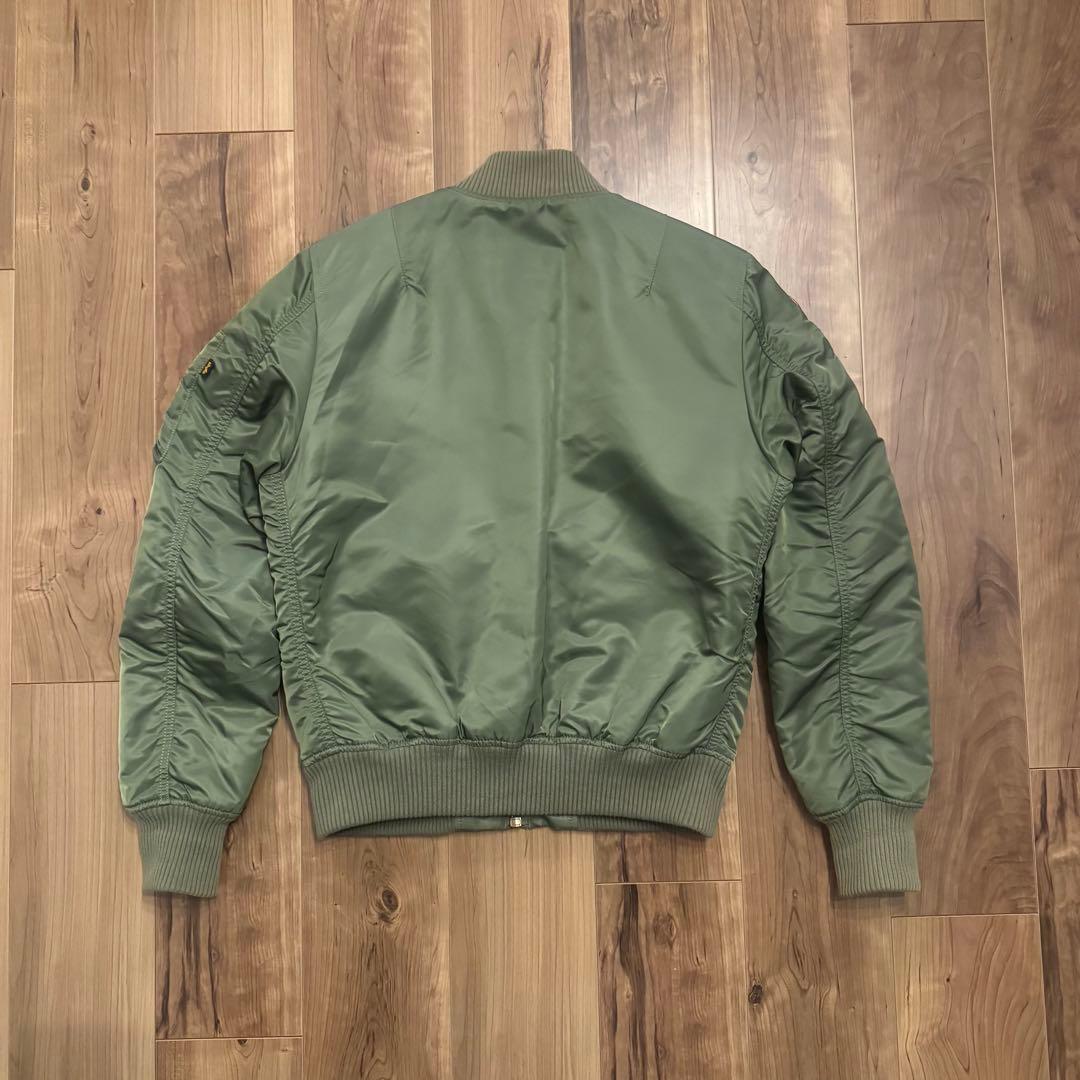 BEAMS別注 Deus Ex Machina × ALPHA MA-1 短丈