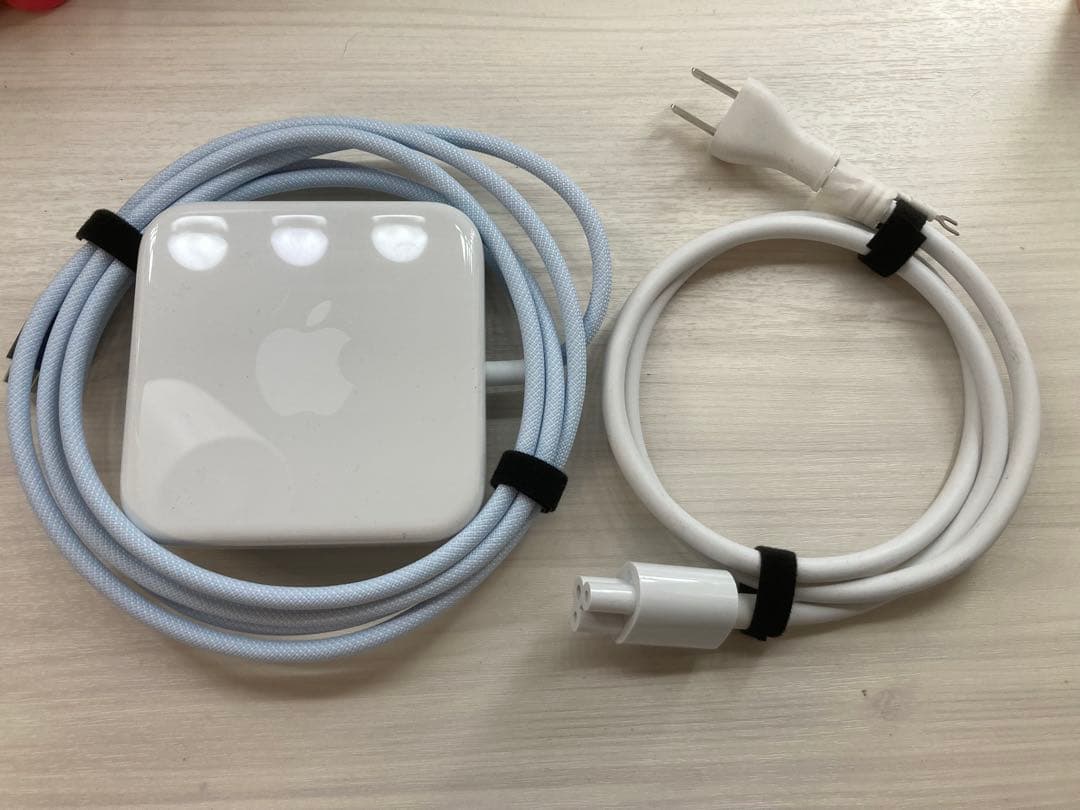 Apple iMac Power Adapter 143W A2290 ブルー