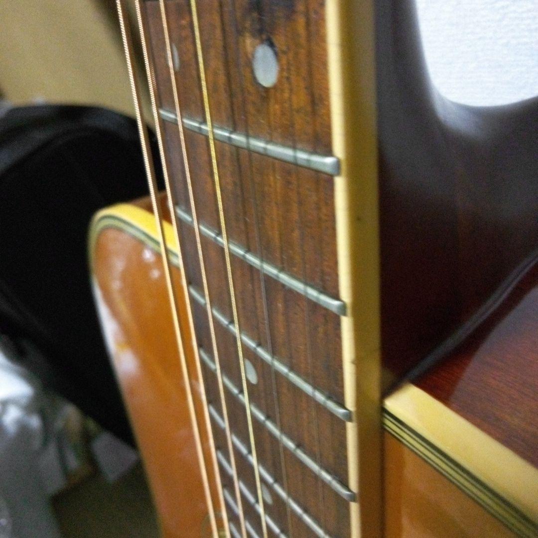 MORRIS アコースティックギター ドレッドノート ケース付き❗