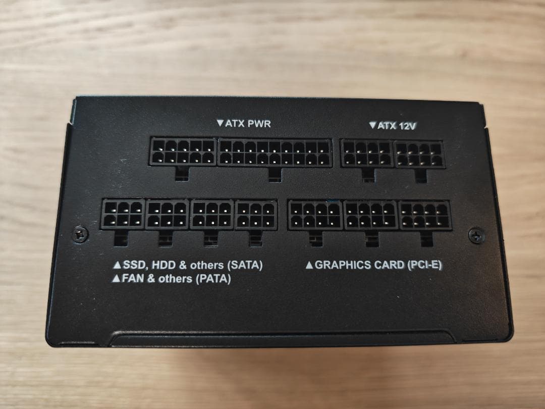 【動作確認済みケーブル付属】玄人志向 750w電源 80 PLUS ゴールド