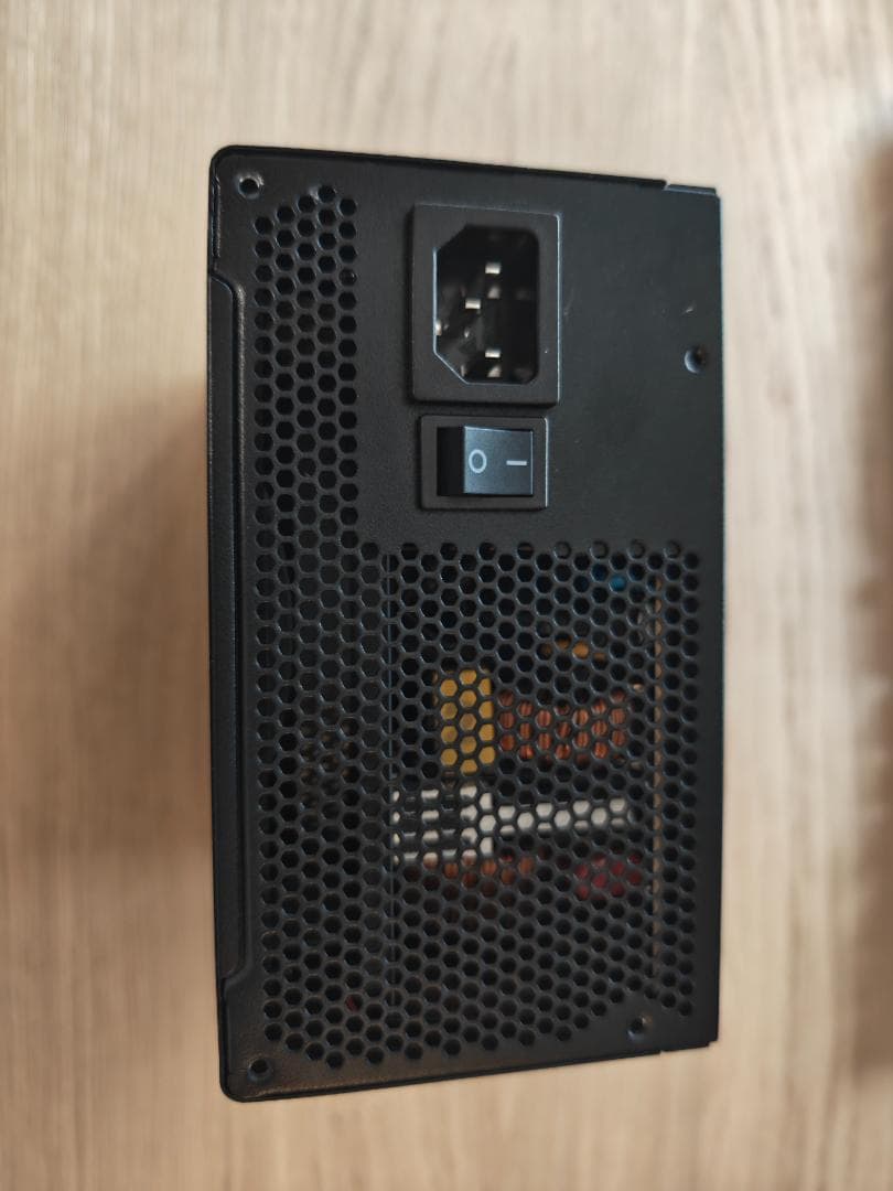 【動作確認済みケーブル付属】玄人志向 750w電源 80 PLUS ゴールド