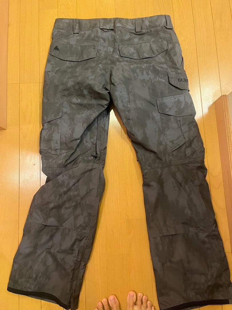BURTON スノーボードパンツ Mサイズ グレー迷彩