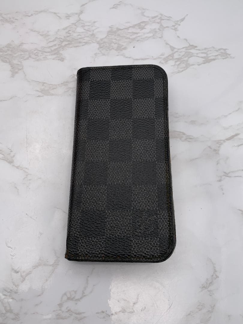 LOUIS VUITTON iPhone 7 / 8 / SE スマホケース