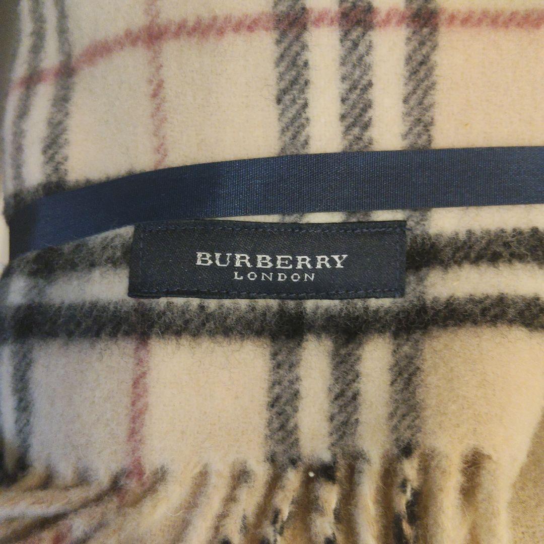新品箱入BURBERRYロンドン　ラムウール100％ ノバチェック柄　ひざ掛け