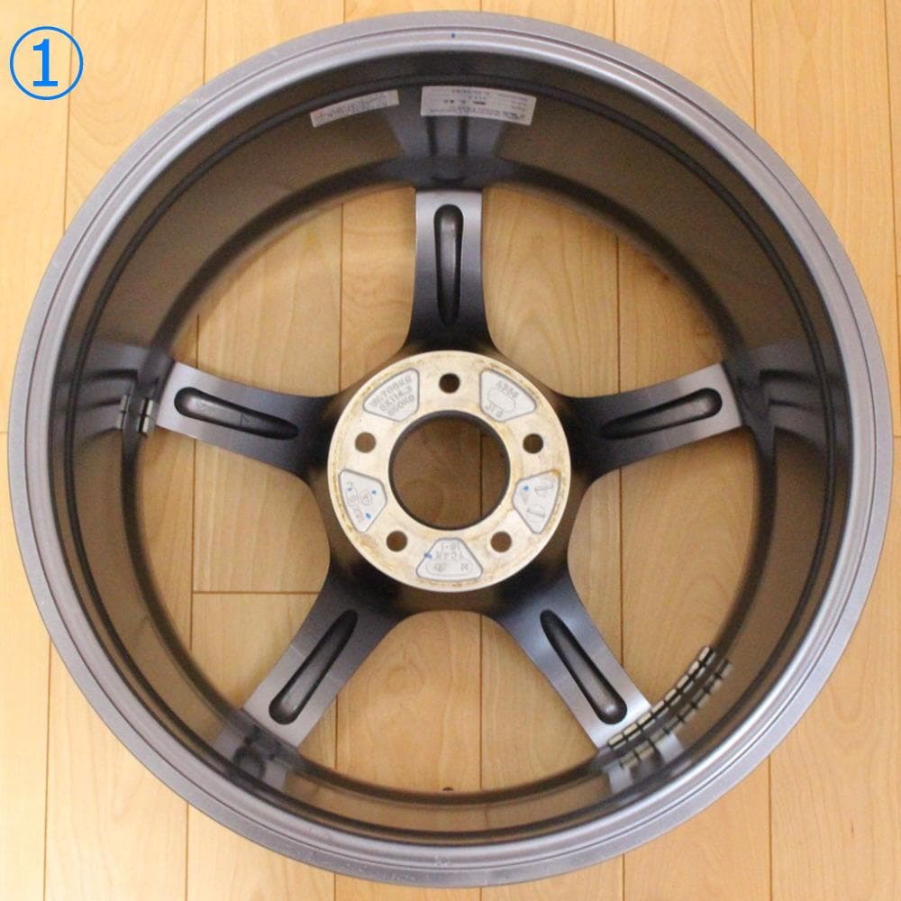 ADVAN Racing TC-4 18インチ 9J +25 2本 コンケイブ