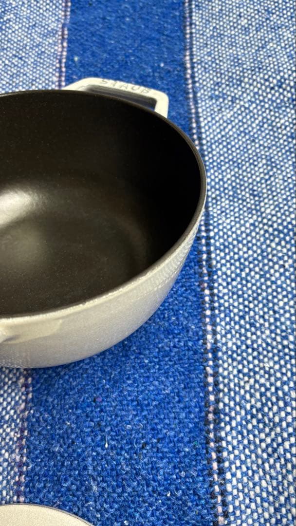 STAUB 鋳鉄鍋 18cm