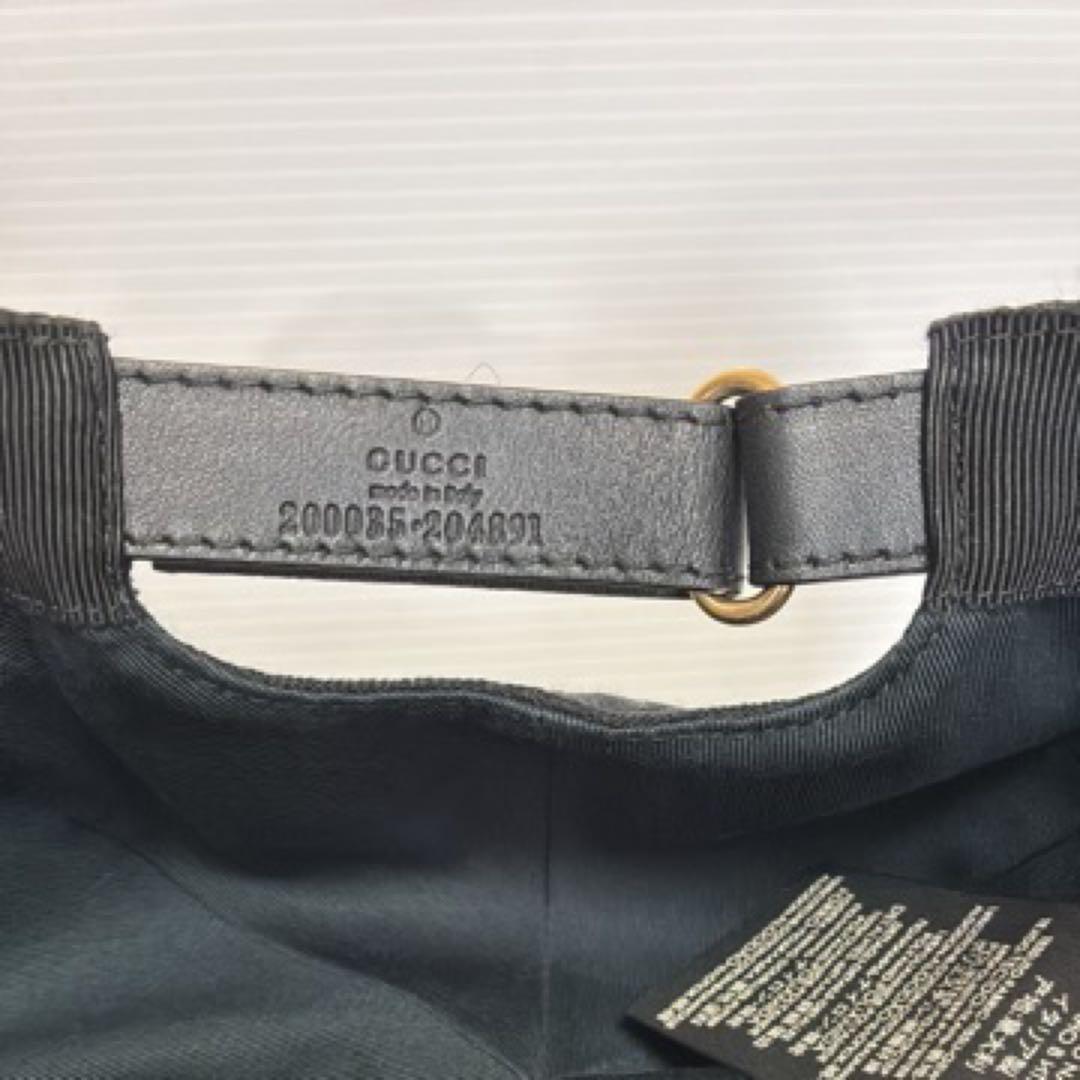 GUCCI ブラックGGパターン キャップ