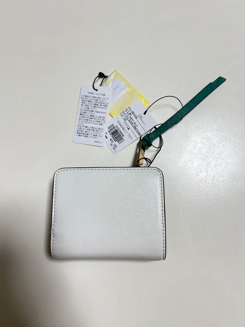 【新品未使用】MARC JACOBS ミニ コンパクト 財布 黒