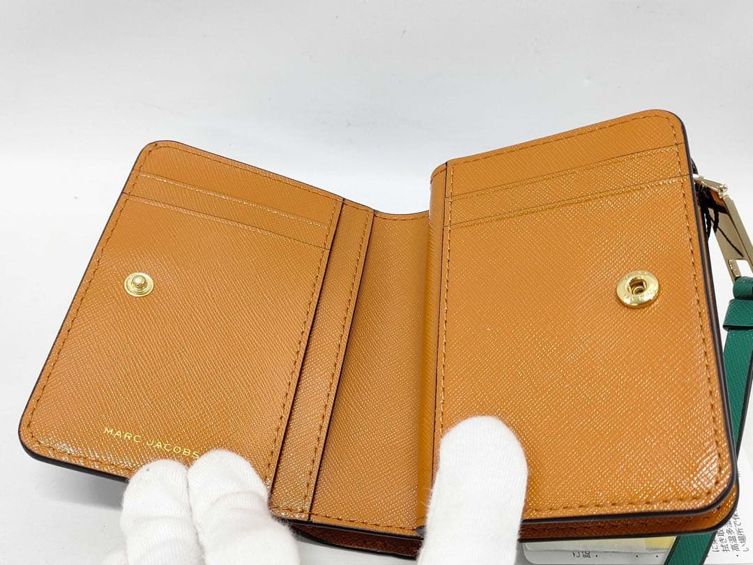 【新品未使用】MARC JACOBS ミニ コンパクト 財布 黒