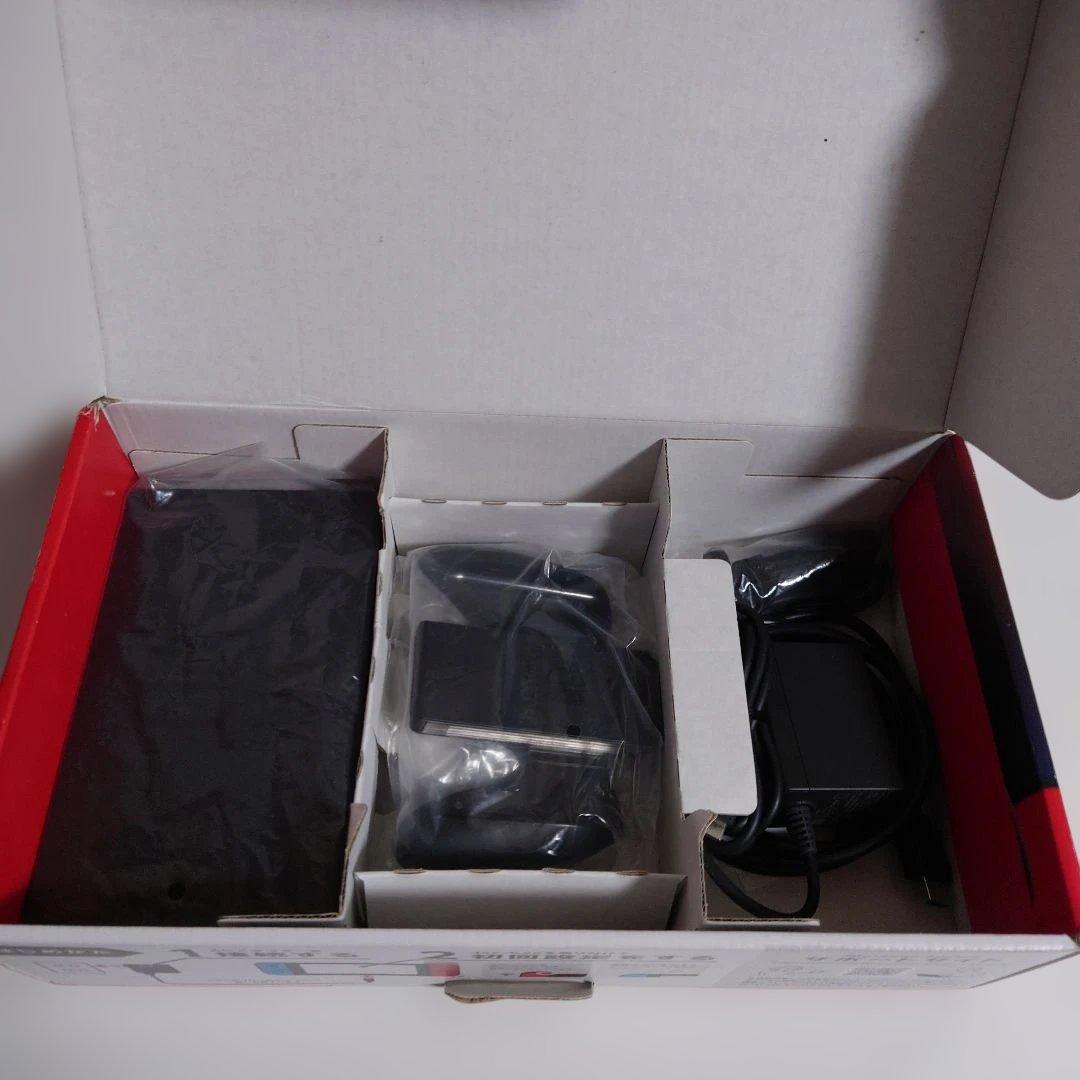 新モデル　Nintendo Switch ニンテンドースイッチ　本体