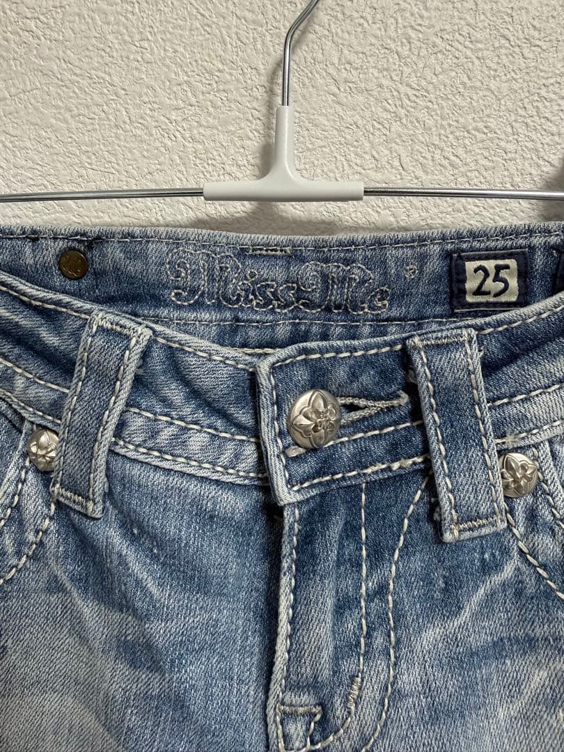 Miss Me 刺繍デザイン スキニージーンズ