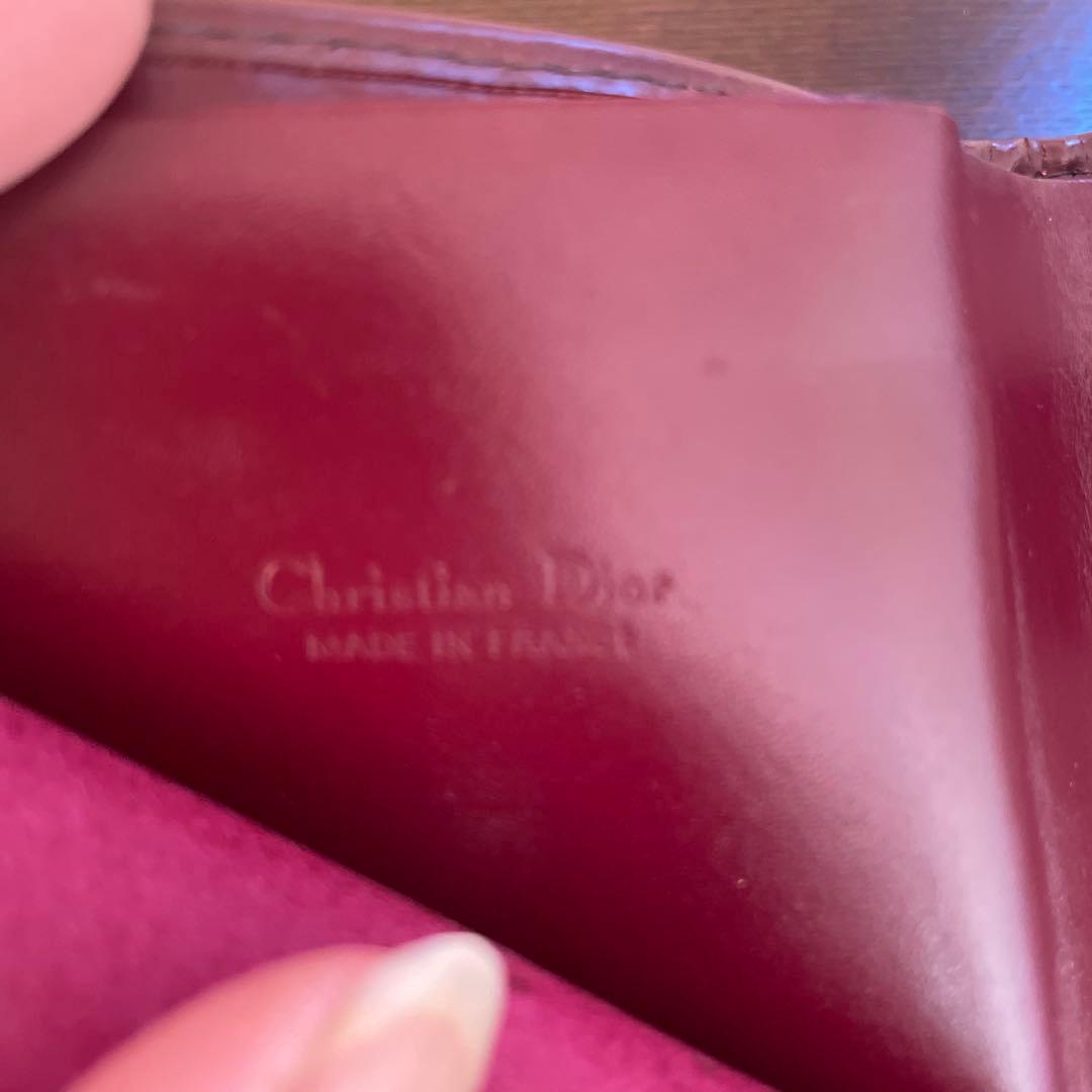 Christian Dior二つ折り財布 ワインレッド レザー ロゴ入り