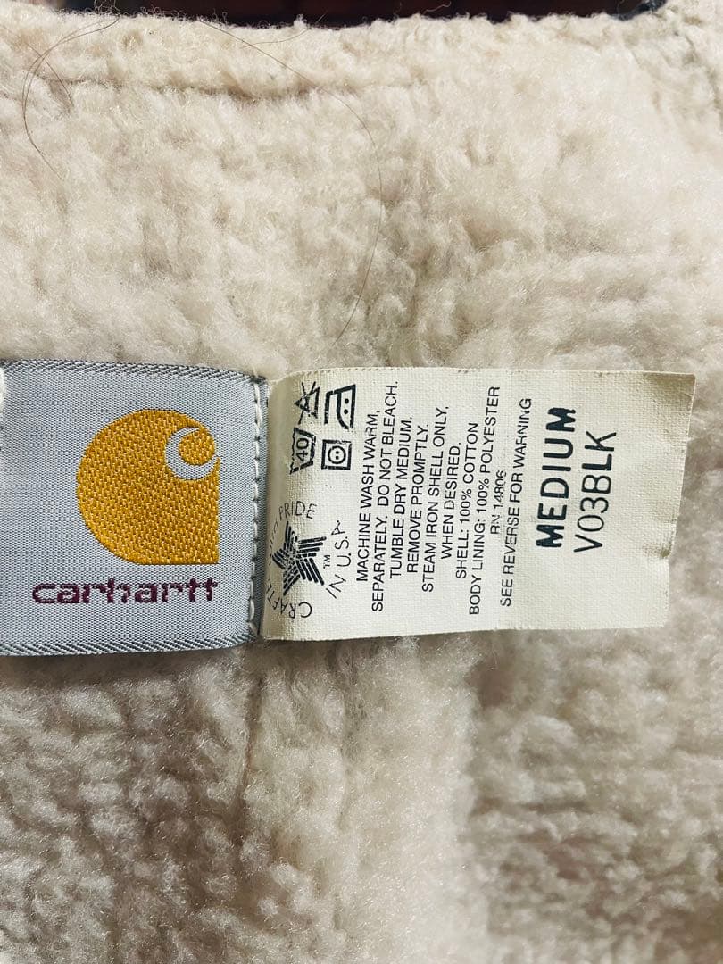 星型タグ アメリカ製 カーハート ベスト BLK CARHARTT 希少サイズ