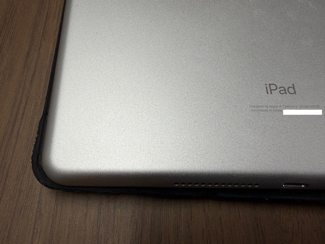 【4年間使用】iPad無印 第8世代 (A2270) Wi-Fi 32GB