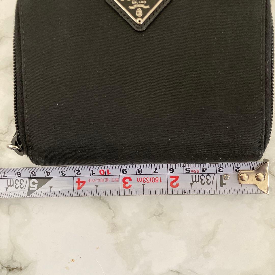 ✨祝日23日限定お値下げ✨PRADA 二つ折り財布 ブラック