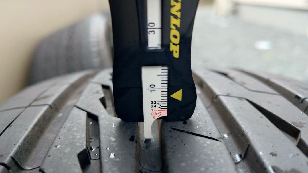 ブリヂストン ALENZA LX100 225/55R18 24年製 アレンザ