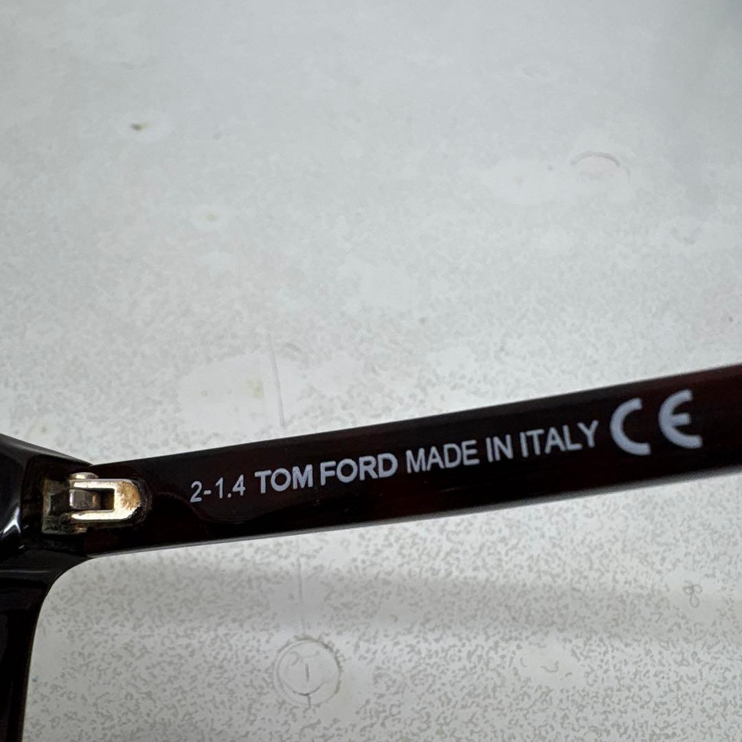 TOM FORD サングラス Alicia 52F 59□15 140