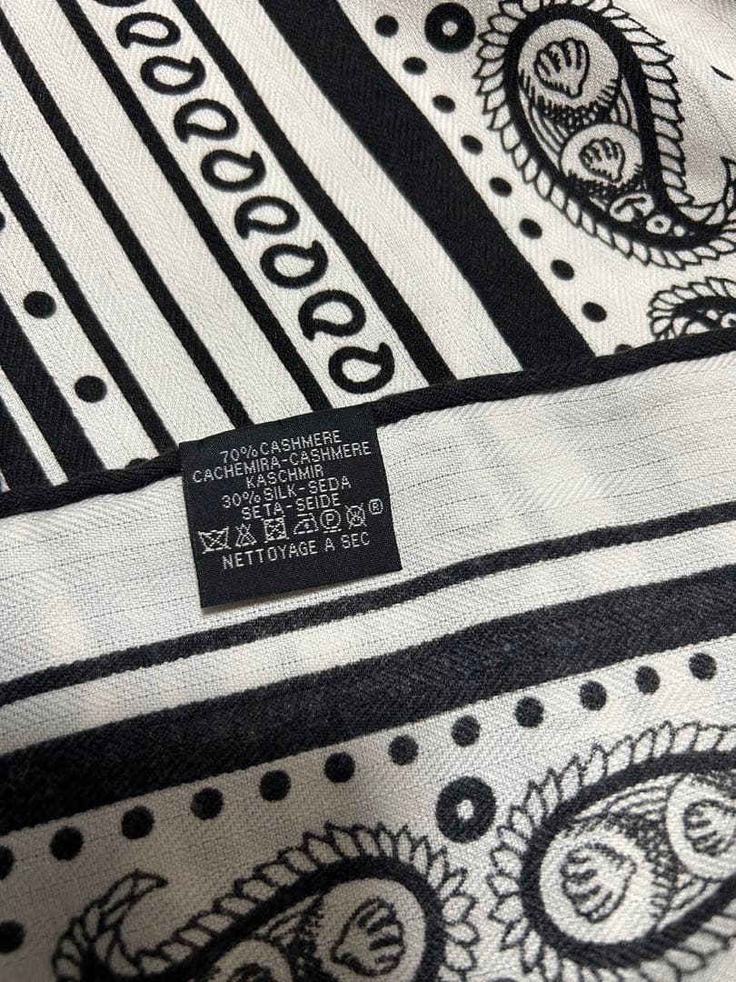 s*a様 カシミア70％×シルク30％大判ストール 秋冬万能ペイズリー柄ショール