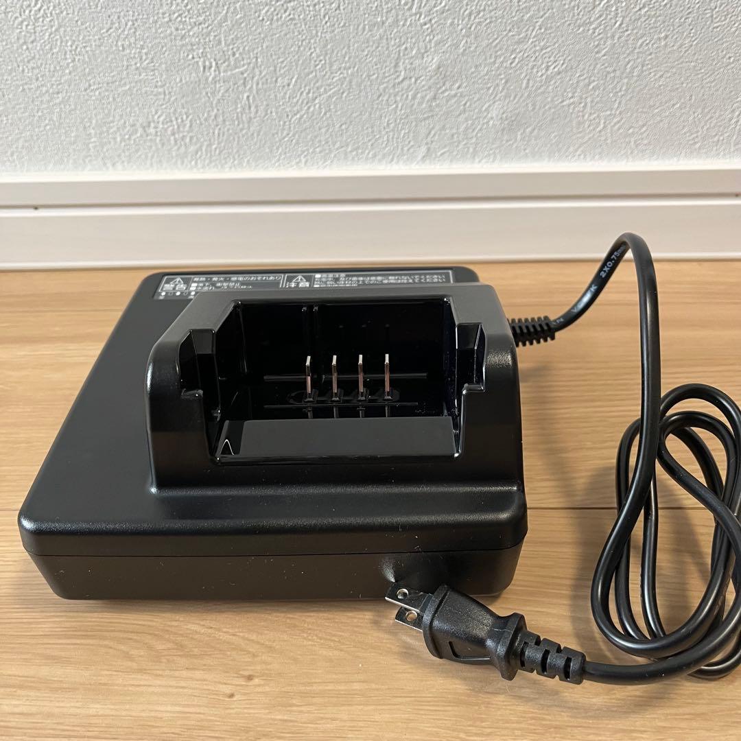 【未使用】Panasonic NKJ075Z バッテリー充電器