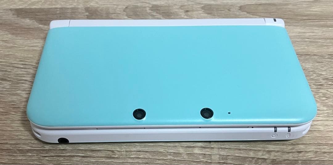 【極美品】ニンテンドー3DS LL 本体　ミント×ホワイト