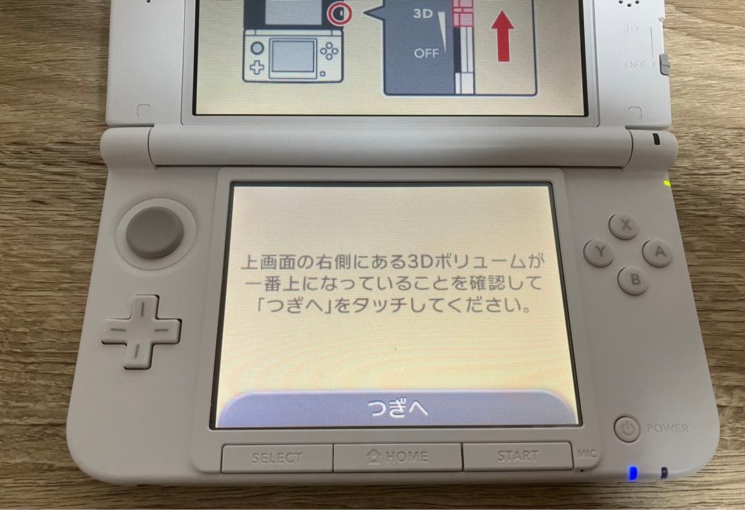 【極美品】ニンテンドー3DS LL 本体　ミント×ホワイト