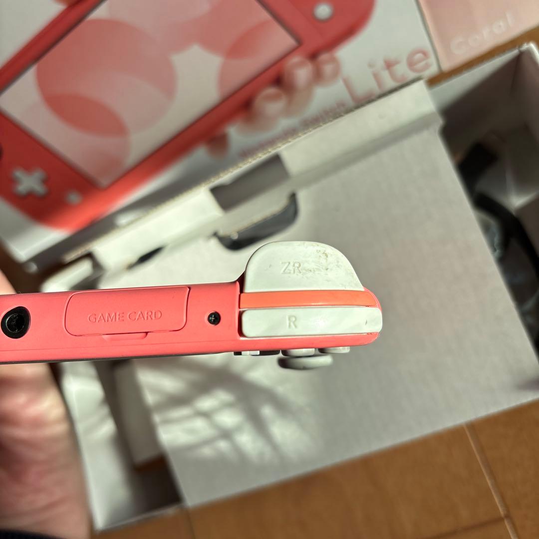 Nintendo Switch Lite コーラル 本体