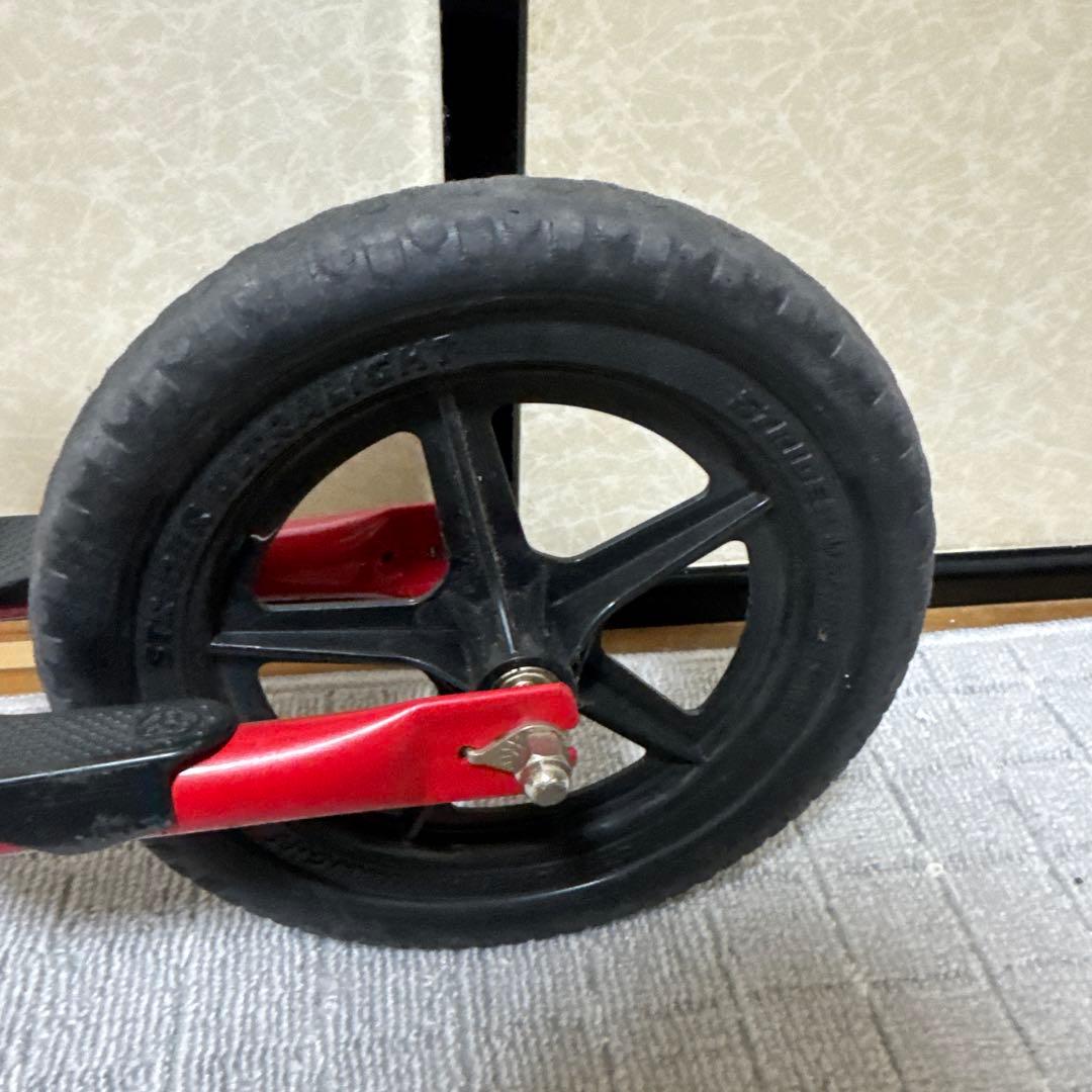 B209 ストライダー 赤 STRIDER バランスバイク 赤 12インチ