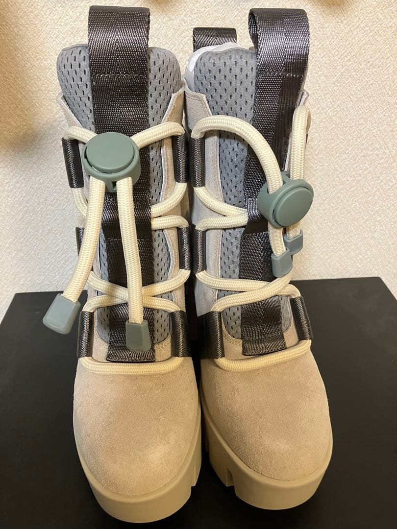【新品未使用】UNITED NUDE ブーツcolorグレー/ライトグレー