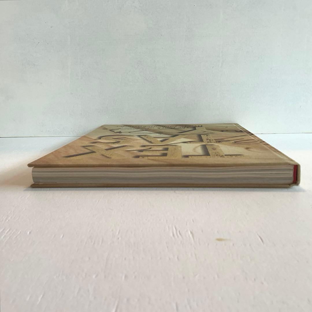 TEXTASY: Brody Neuenschwander ノイシュワンダー作品