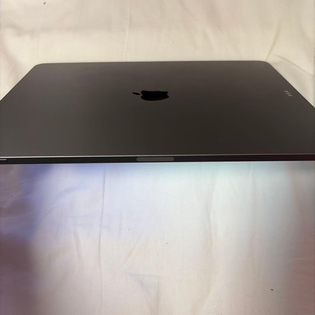 iPad Air 13-inch (M3) Wi-Fi 本体