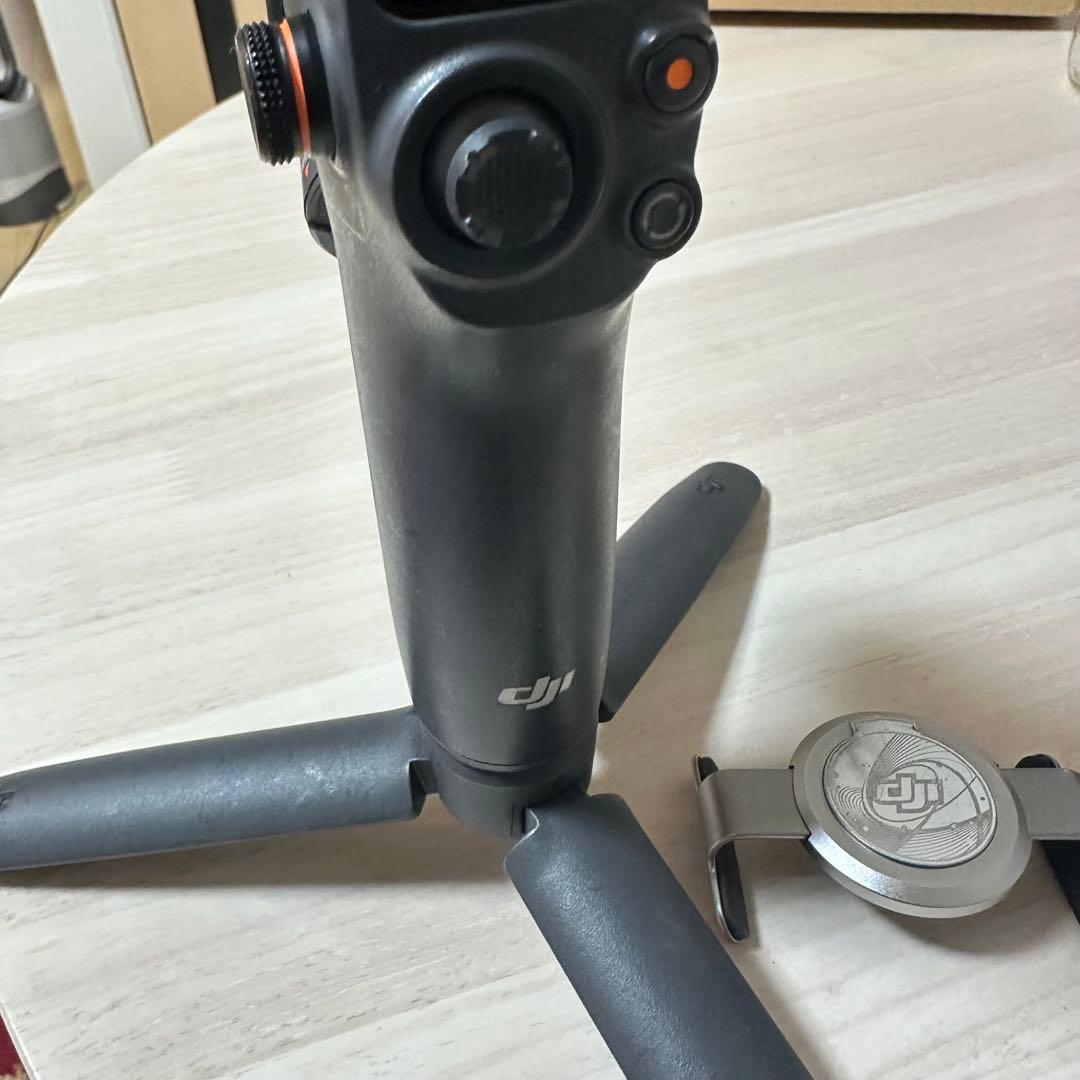 Osmo Mobile 6 DJI オズモモバイル オズモジンバルスタビライザー
