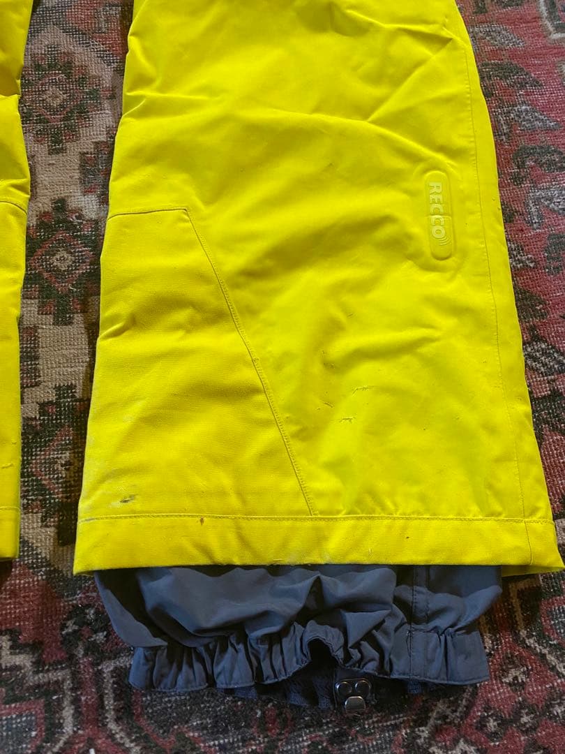 m*6様 patagonia スノーボードパンツ RECCO