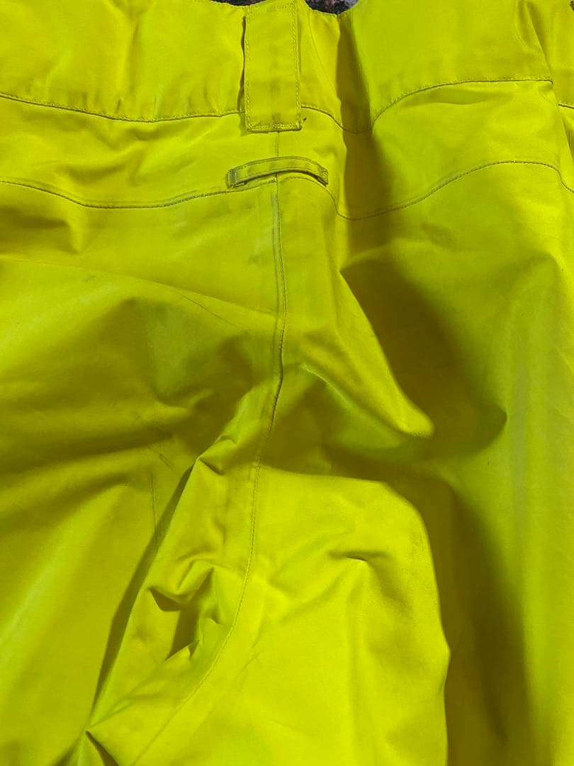 m*6様 patagonia スノーボードパンツ RECCO